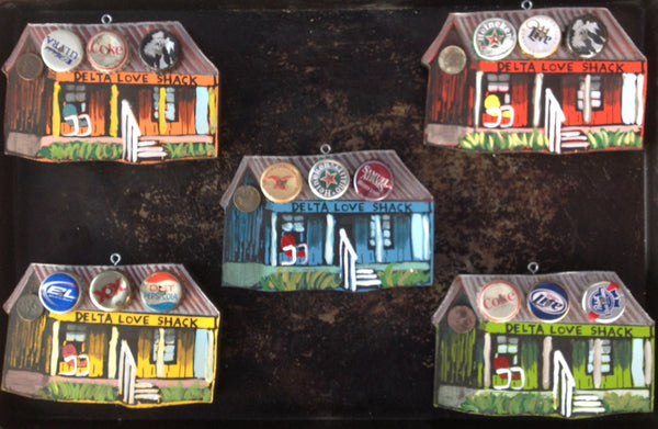 Tiny Love Shack (3/4 view)