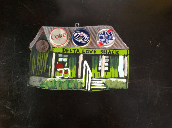 Tiny Love Shack (3/4 view)